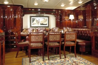 Ranger -  Salon Dining